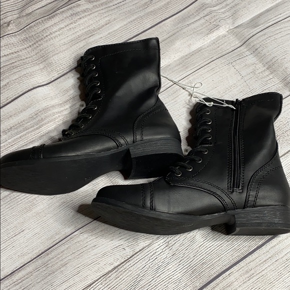 mossimo black combat boots